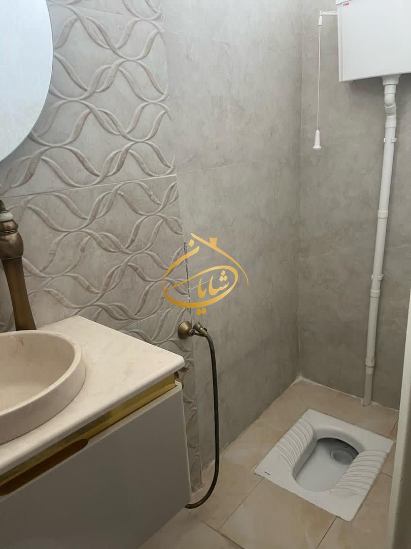 ویلای مستقل ۲طبقه در اول ۱۵ خرداد | حیاط و زیرزمین ۴۰ متری | پارکینگ